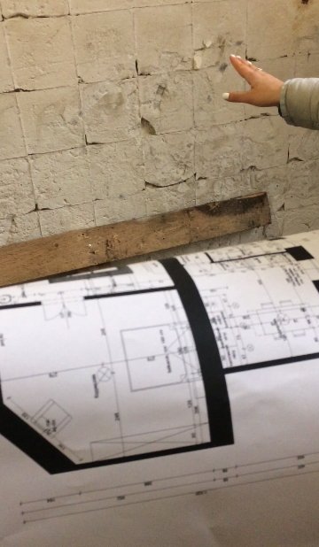 Csempe bontása oldalfalról